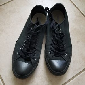 All Star Converse black on Black